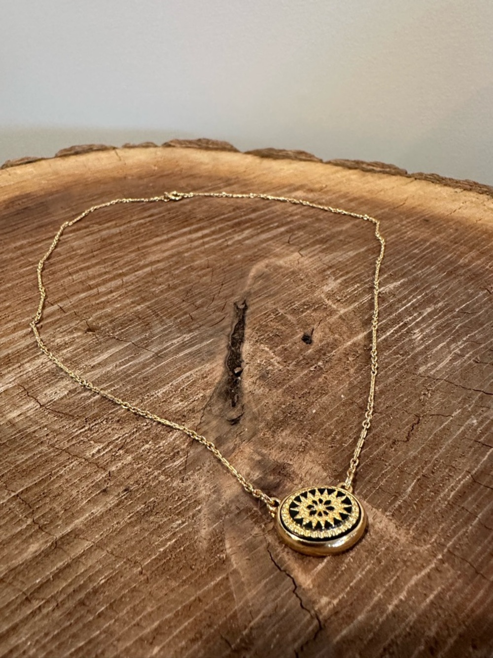 Avon - Gold Filigree Medallion Pendant Necklace - Women Jewelry